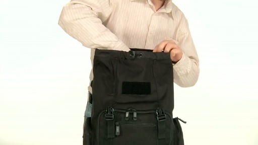 Tenba Messenger Photo/Laptop Daypack - image 7 from the video